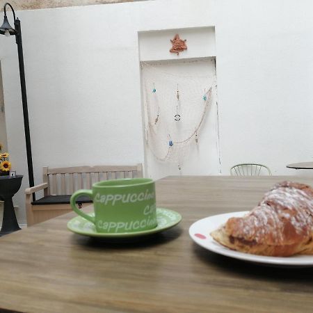 Da Salvo E Mary Hotel Trapani Bagian luar foto