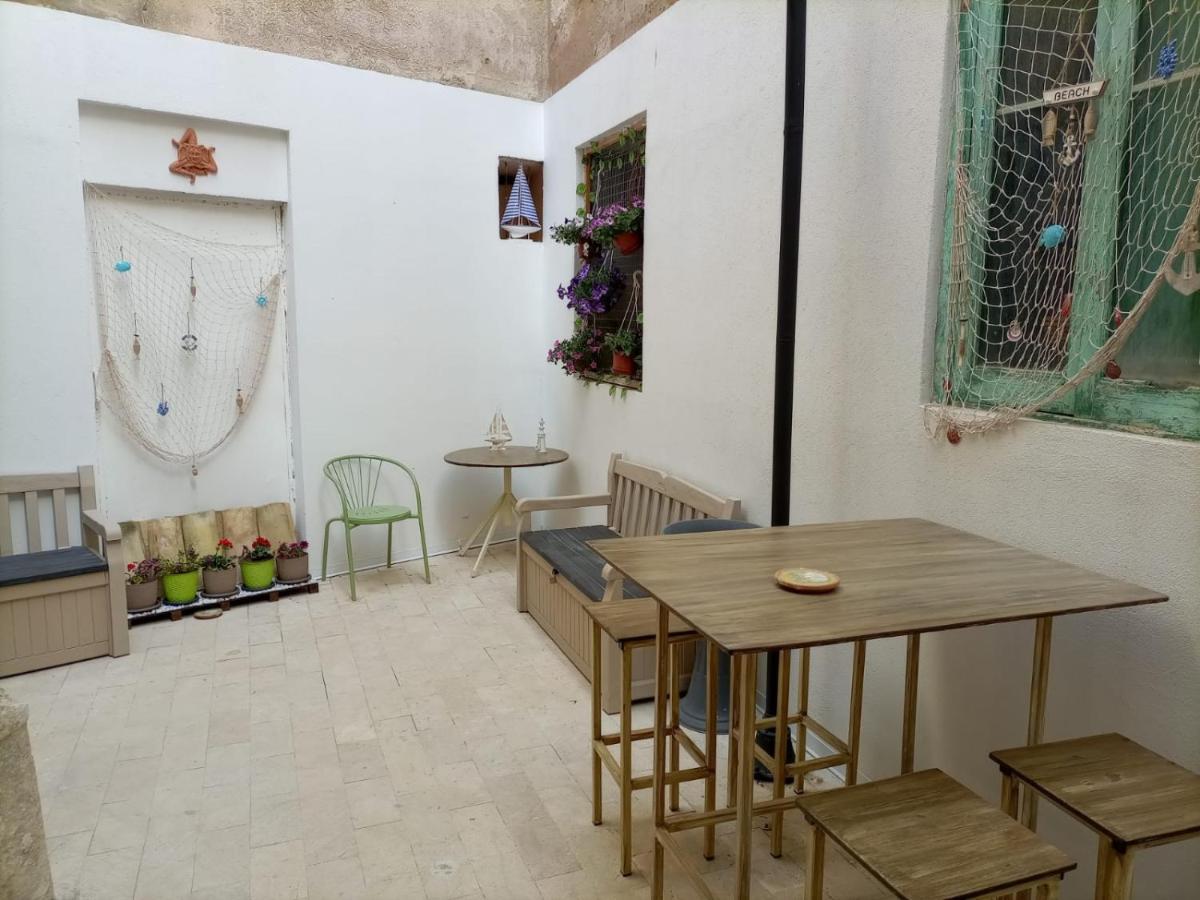 Da Salvo E Mary Hotel Trapani Bagian luar foto