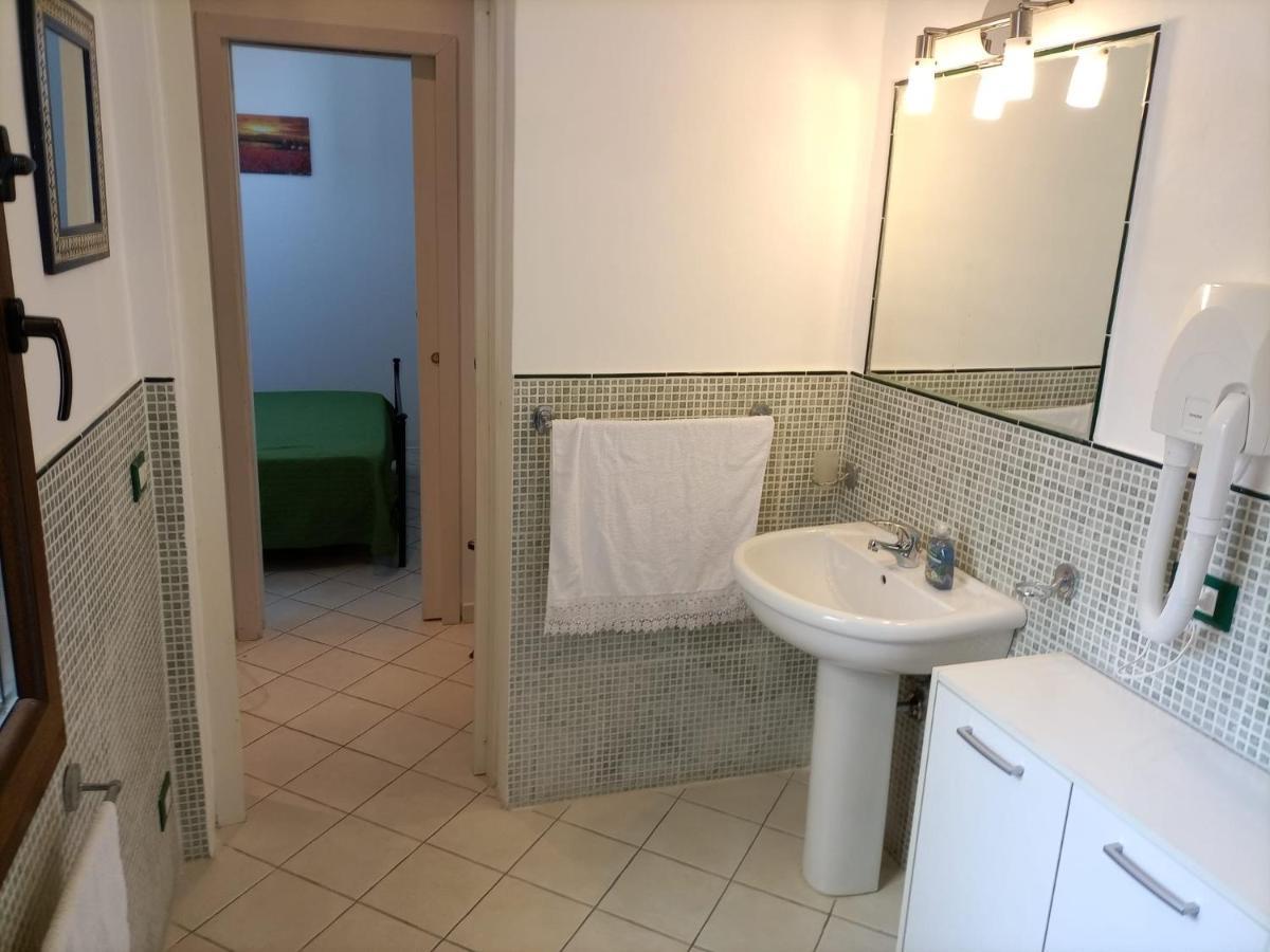 Da Salvo E Mary Hotel Trapani Bagian luar foto