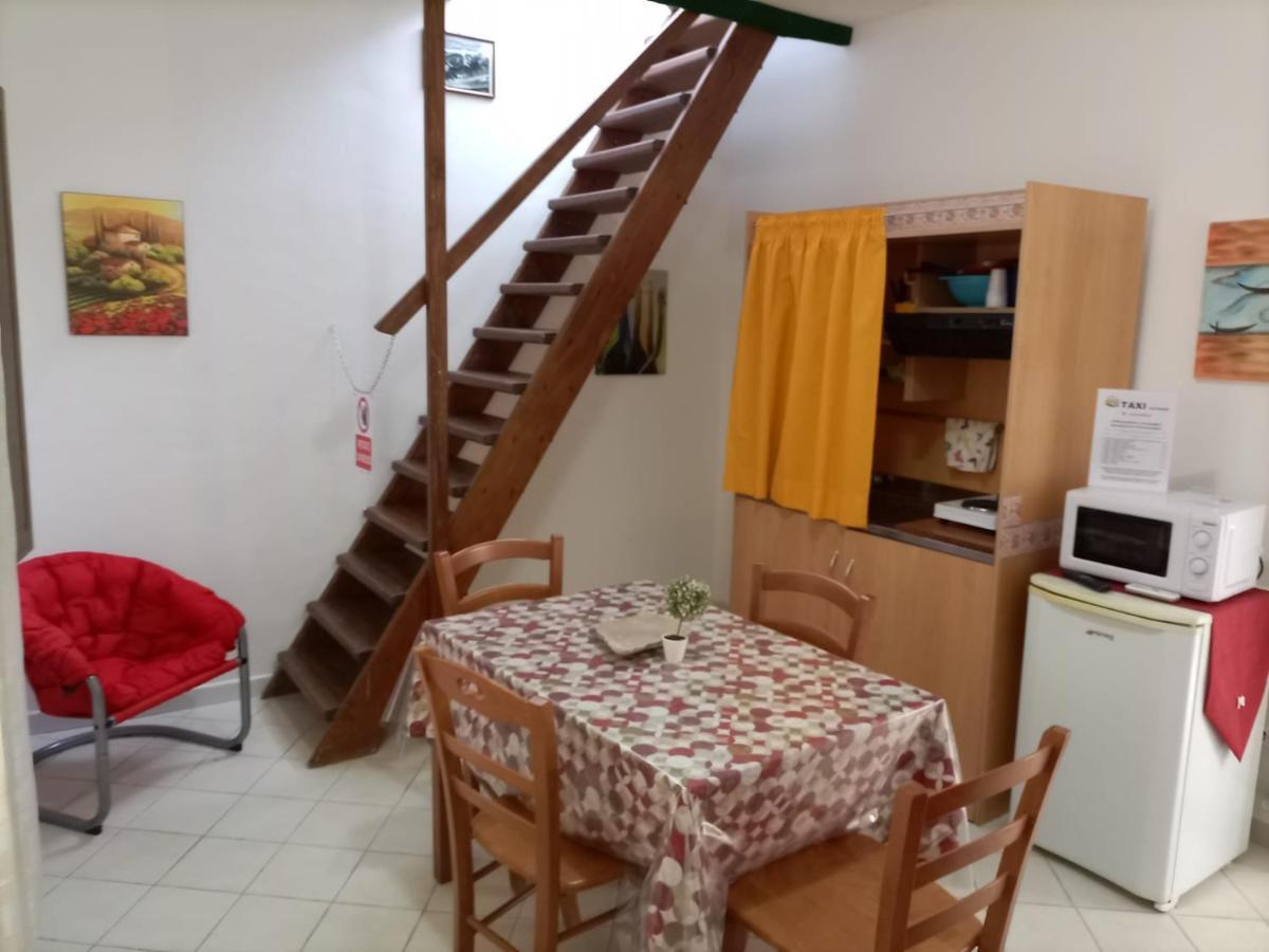 Da Salvo E Mary Hotel Trapani Bagian luar foto
